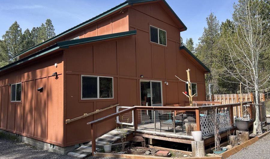 467 Camp Dr, Chiloquin, OR 97624 - 2 Beds, 2 Bath