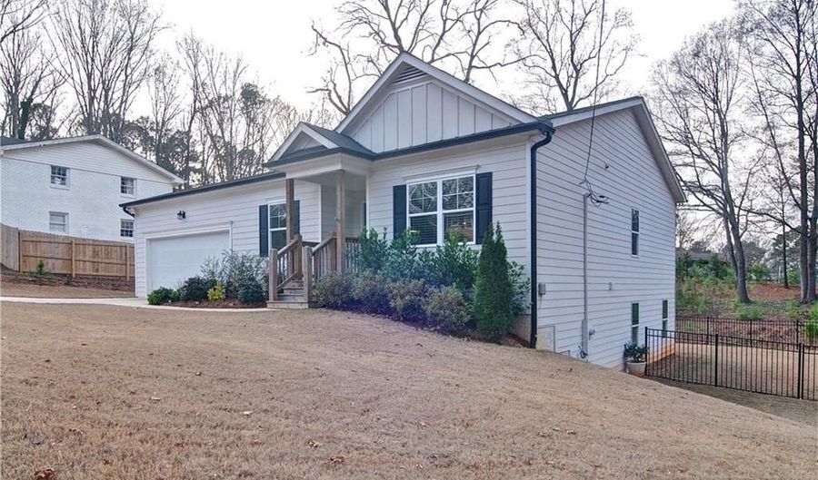 4630 Hemlock Dr SW, Austell, GA 30106 - 4 Beds, 2 Bath