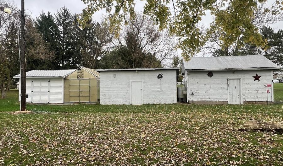 20 Ash Dr, Attica, OH 44807 - 3 Beds, 1 Bath