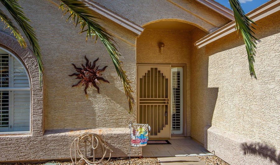 6972 S CHAMPIONSHIP Dr, Chandler, AZ 85249 - 2 Beds, 2 Bath