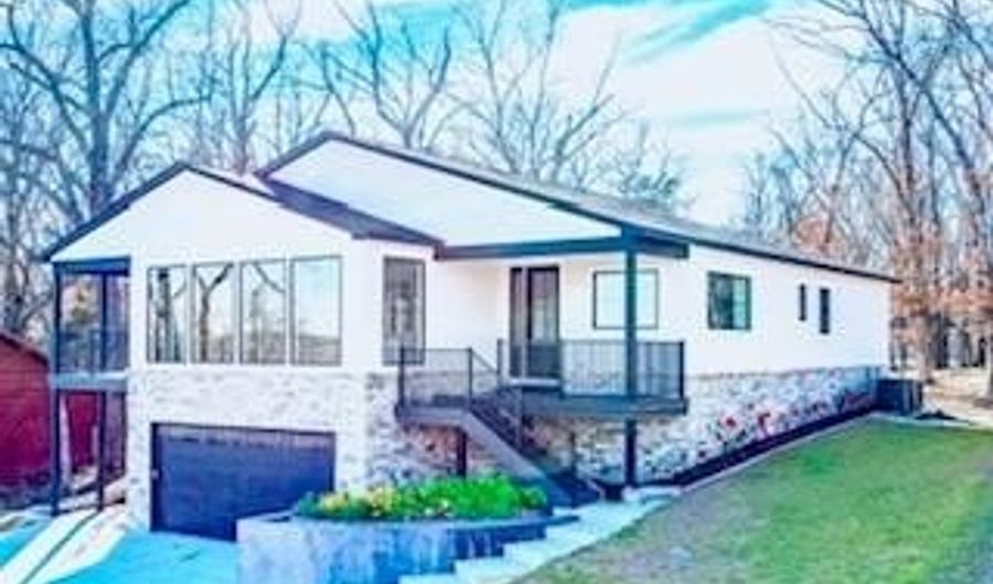 22 Vinita Cir, Monkey Island, OK 74331 - 4 Beds, 5 Bath