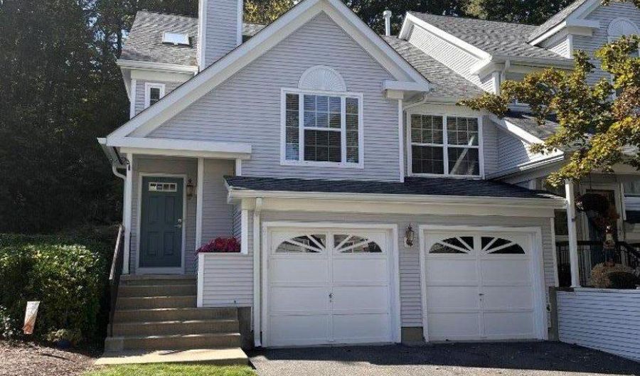 51 Rushmore Ln, Allamuchy Twp., NJ 07840 - 2 Beds, 2 Bath