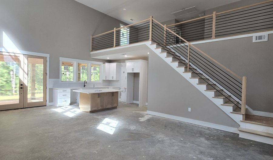 507 N Rdg, Barnesville, GA 30204 - 4 Beds, 3 Bath