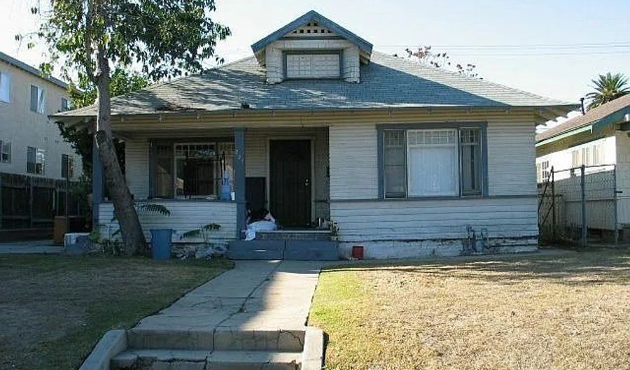 221 S Curtis Ave, Alhambra, CA 91801 - 6 Beds, 6 Bath