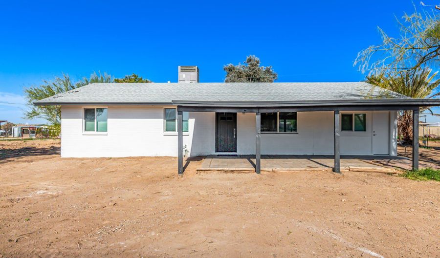 13637 S WATERMANN Ln, Buckeye, AZ 85326 - 4 Beds, 2 Bath