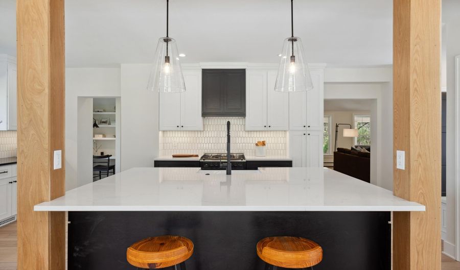 101 Carl Dr NE, Ada, MI 49301 - 3 Beds, 3 Bath