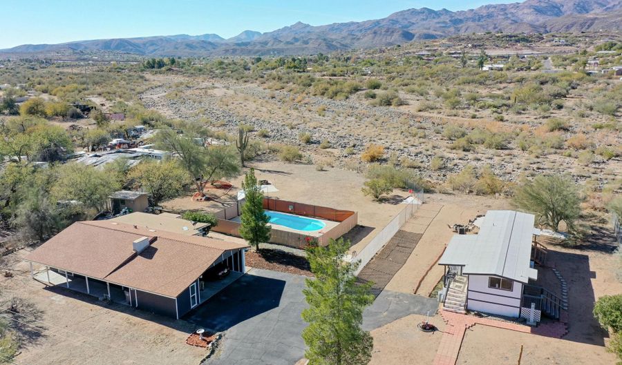 33400 S Ta Do Hoya Trl, Black Canyon City, AZ 85324 - 2 Beds, 2 Bath