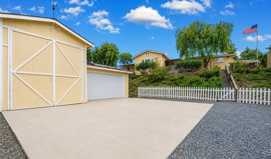 47480 Maverick Rd, Aguanga, CA 92536 - 3 Beds, 3 Bath
