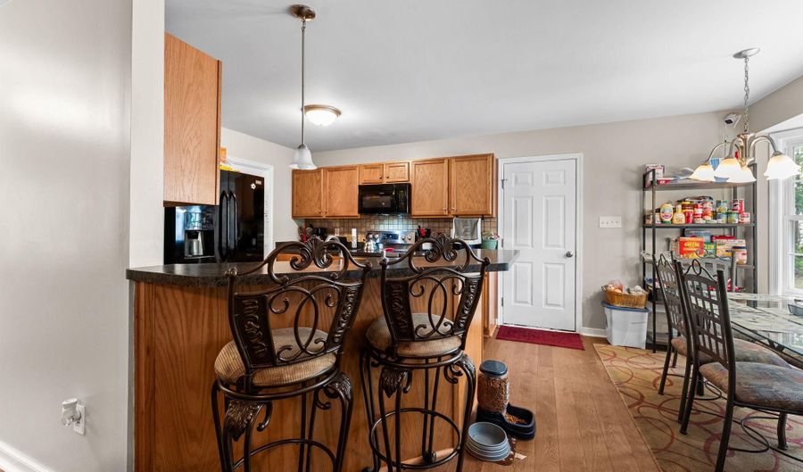 112 CENTRAL Pkwy, Aylett, VA 23009 - 4 Beds, 3 Bath