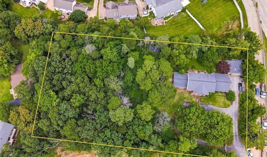 3 Topwood Dr, Ballwin, MO 63011 - 0 Beds, 0 Bath