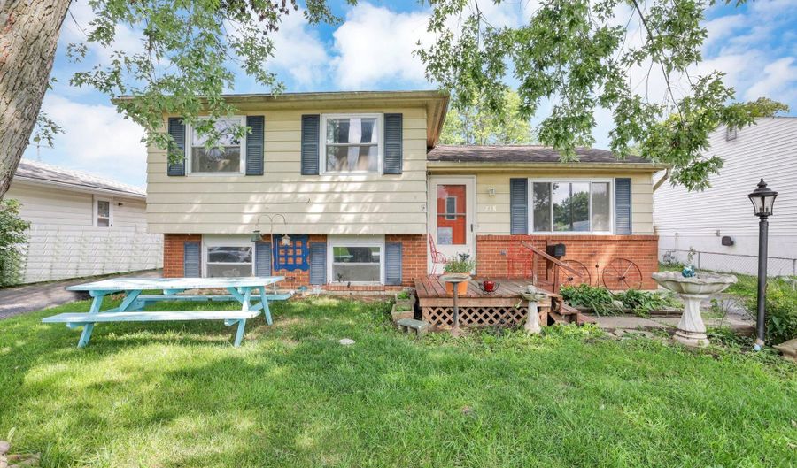 718 Bradwell Dr, Columbus, OH 43207 - 3 Beds, 2 Bath