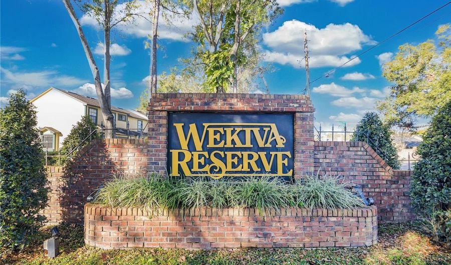 2823 BOULDER FALLS Ct, Apopka, FL 32703 - 3 Beds, 3 Bath