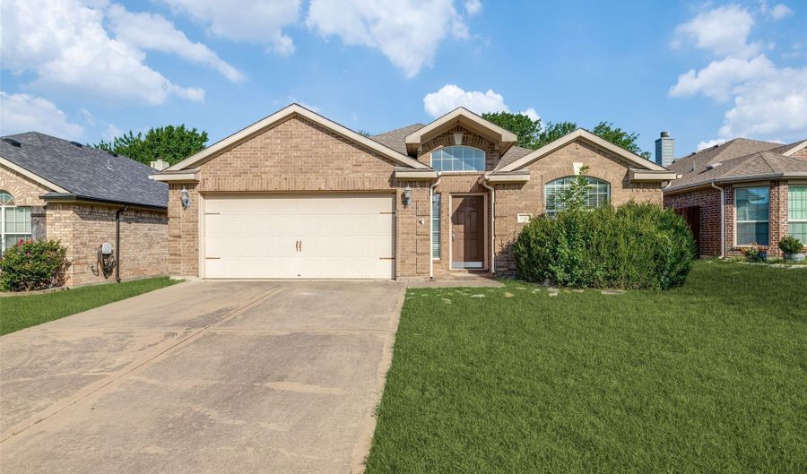 1800 Black Willow Trl, Anna, TX 75409 - 3 Beds, 2 Bath