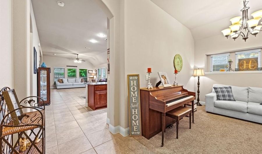 808 Bamboo Dr, Anna, TX 75409 - 3 Beds, 2 Bath