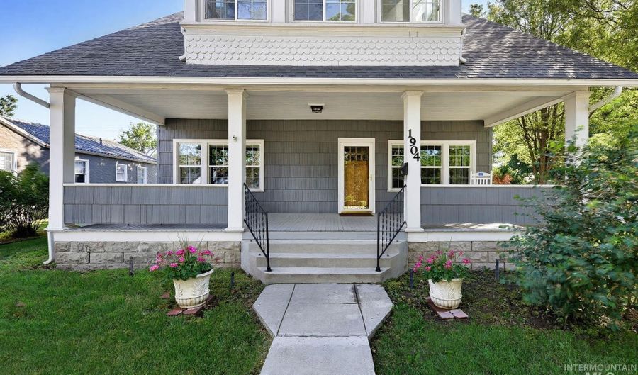 1904 Blaine St, Caldwell, ID 83605 - 4 Beds, 2 Bath