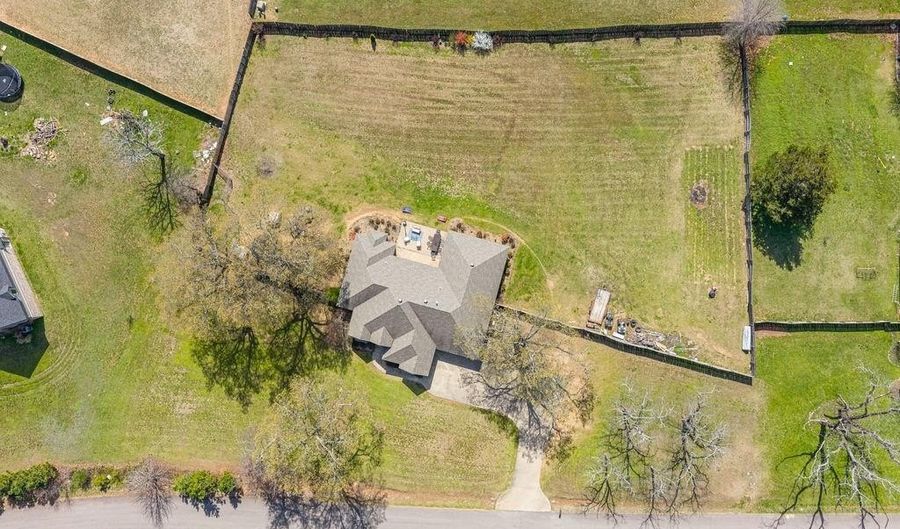 313 Stone Mountain Loop, Alma, AR 72921 - 4 Beds, 3 Bath