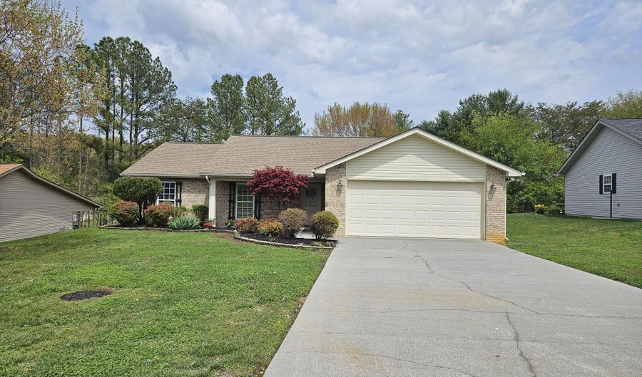 2920 Dragonfly Way, Maryville, TN 37803 - 3 Beds, 2 Bath