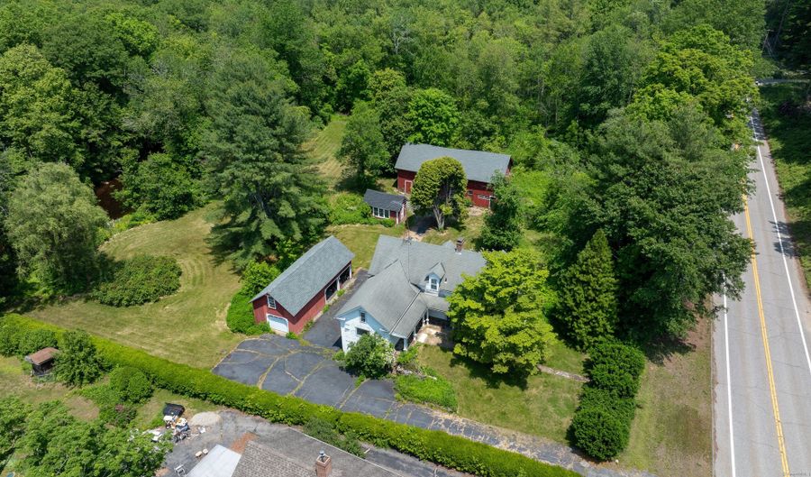 94 Mansfield Rd, Ashford, CT 06278 - 4 Beds, 2 Bath