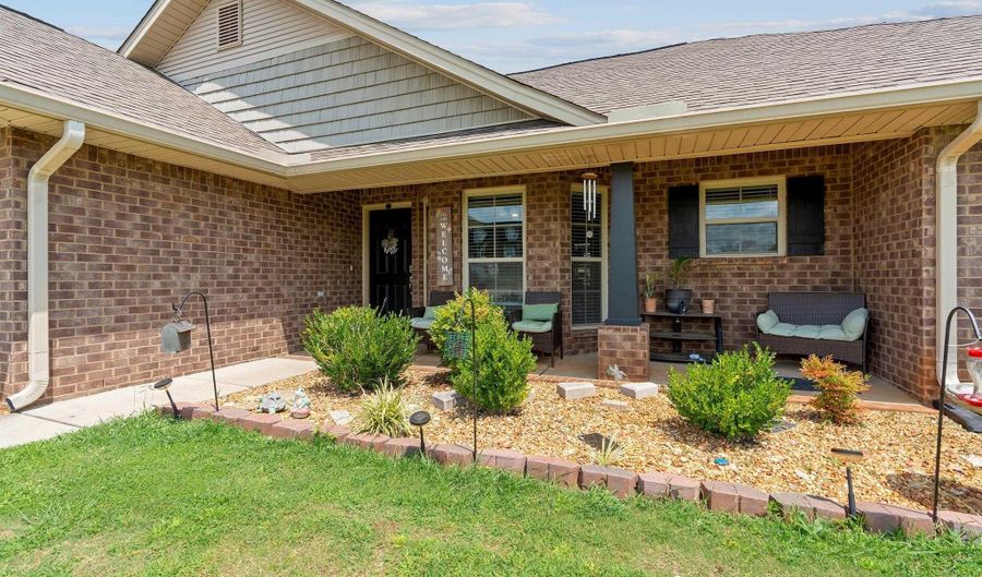 28165 Nuke Whitt Ln, Ardmore, AL 35739 - 3 Beds, 2 Bath