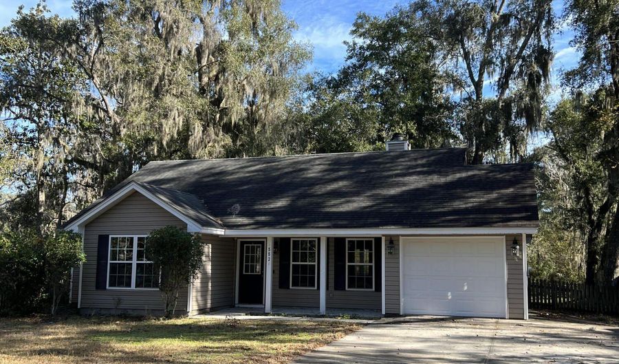 552 Sams Point Rd, Beaufort, SC 29907 - 3 Beds, 2 Bath