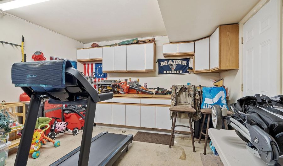 317 Old Concord Tpke 1, Barrington, NH 03825 - 3 Beds, 2 Bath
