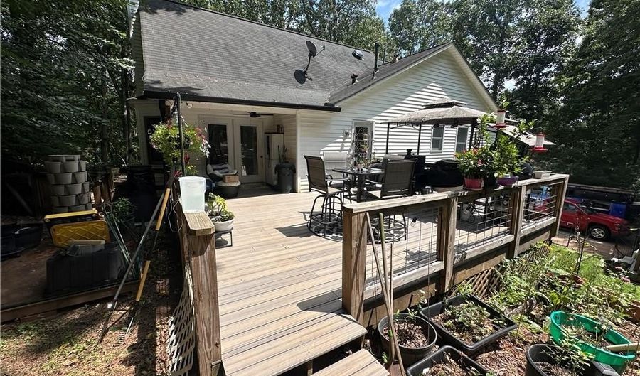 112 Hawkins Farm Ln, Ball Ground, GA 30107 - 4 Beds, 4 Bath
