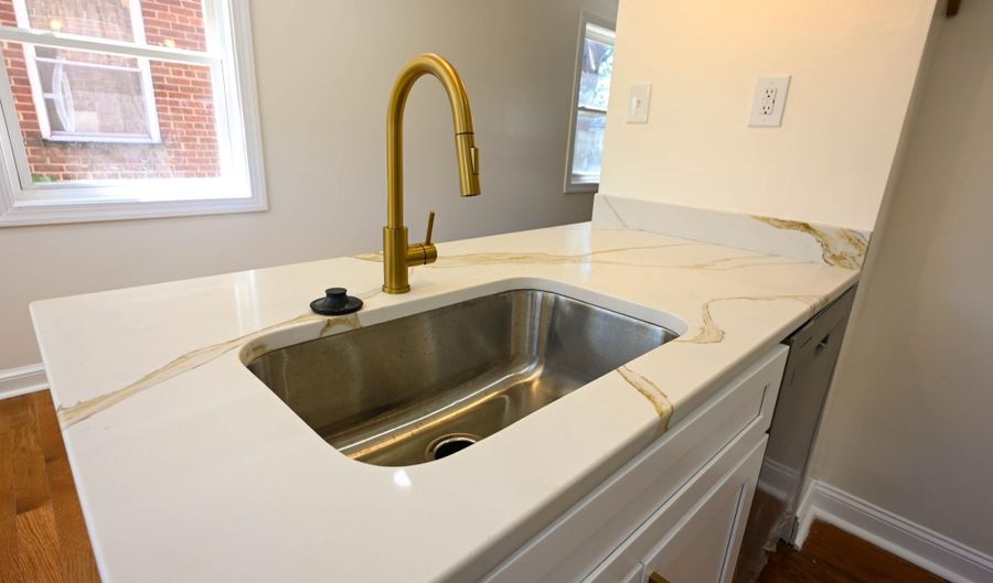 4213 GORMAN St SE, Washington, DC 20019 - 2 Beds, 1 Bath