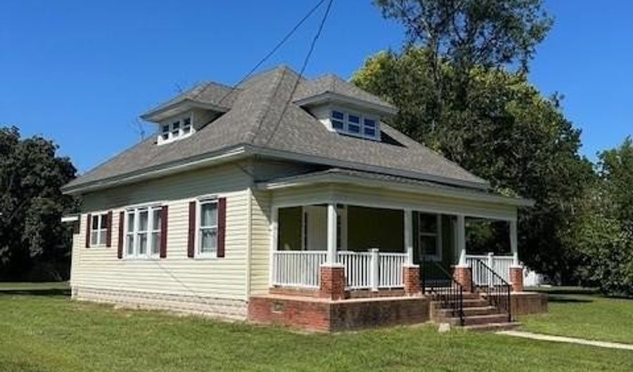 28552 SEAFORD Rd, Laurel, DE 19956 - 4 Beds, 3 Bath