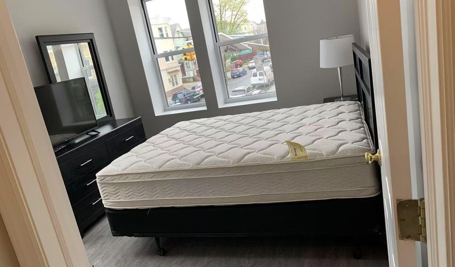 779 BROADWAY 2F, Bayonne, NJ 07002 - 3 Beds, 0 Bath