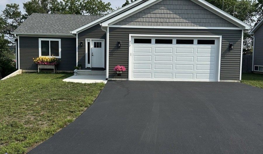 317 Buena Ter, Antioch, IL 60002 - 3 Beds, 2 Bath