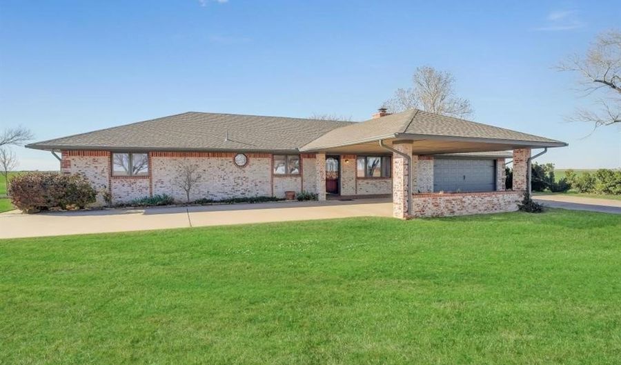 16069 Hwy 283, Altus, OK 73521 - 4 Beds, 4 Bath