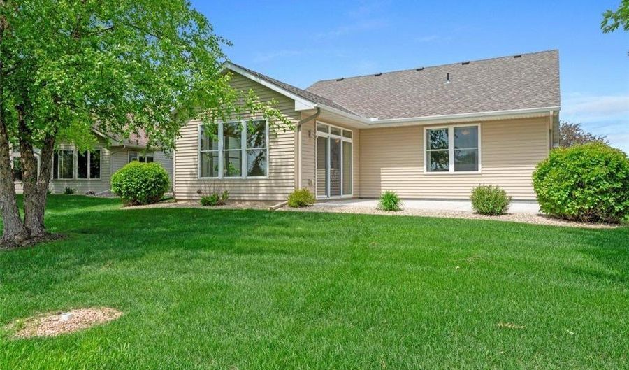 1223 Cypress Dr W, Annandale, MN 55302 - 2 Beds, 2 Bath