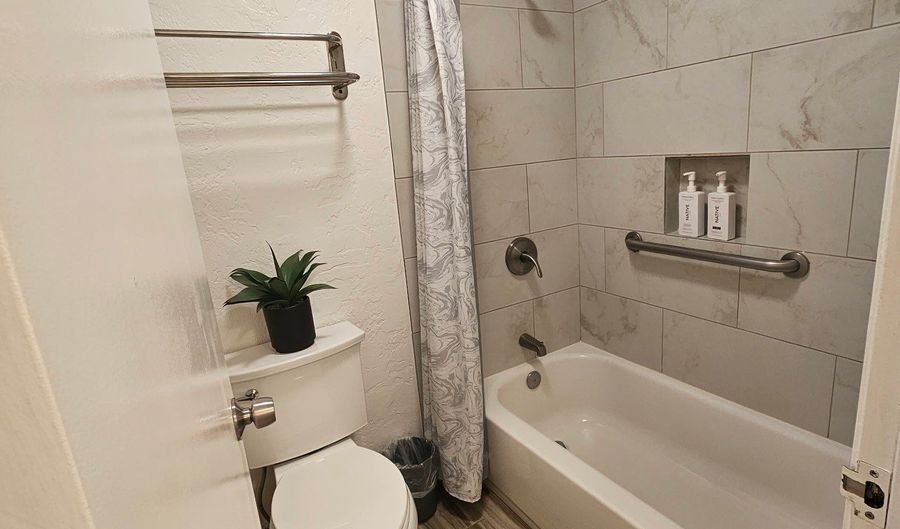 525 ALEKA LP D3, Kapaa, HI 96746 - 1 Beds, 1 Bath