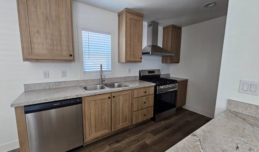 1409 N French St 101, Casa Grande, AZ 85122 - 3 Beds, 2 Bath