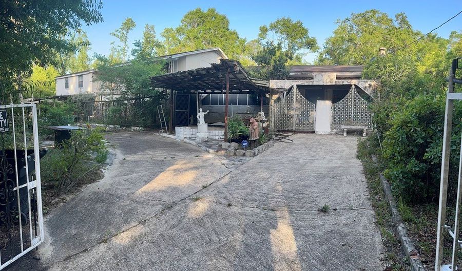 611 S Bead St, Alma, GA 31510 - 3 Beds, 3 Bath