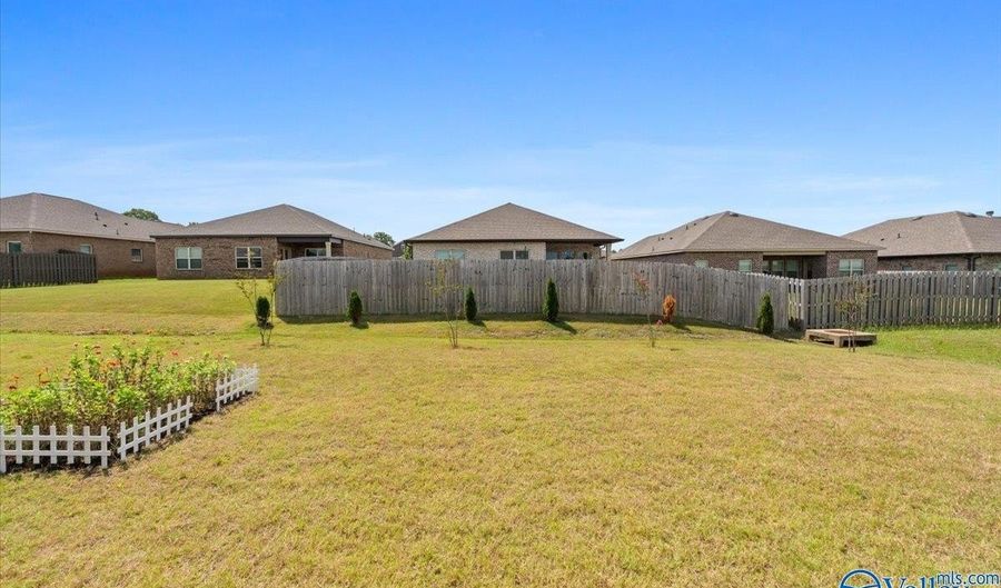 26462 Riparian Dr, Athens, AL 35613 - 3 Beds, 2 Bath