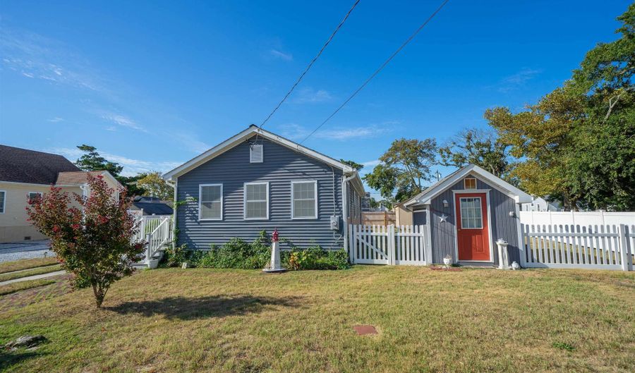 112 W Miami, Villas, NJ 08251 - 3 Beds, 2 Bath