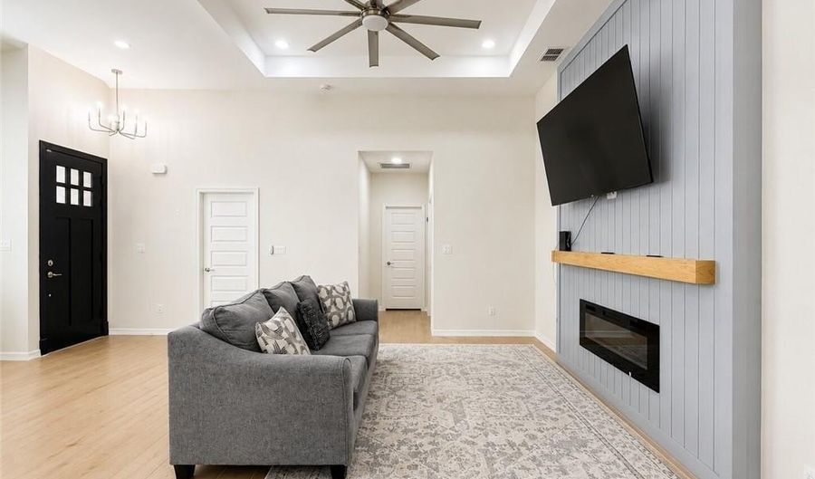 3712 E Diamondhead Ave, Alton, TX 78573 - 3 Beds, 2 Bath