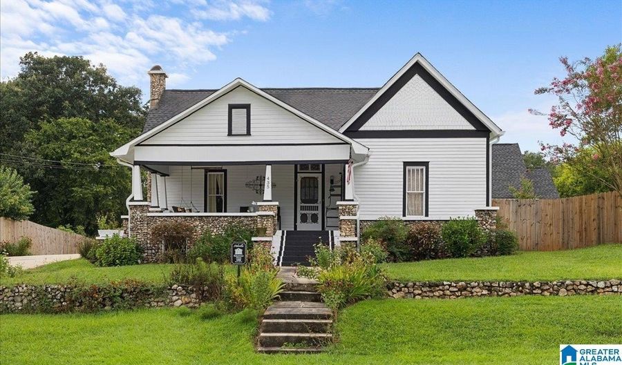 435 5TH St, Ashville, AL 35953 - 4 Beds, 3 Bath