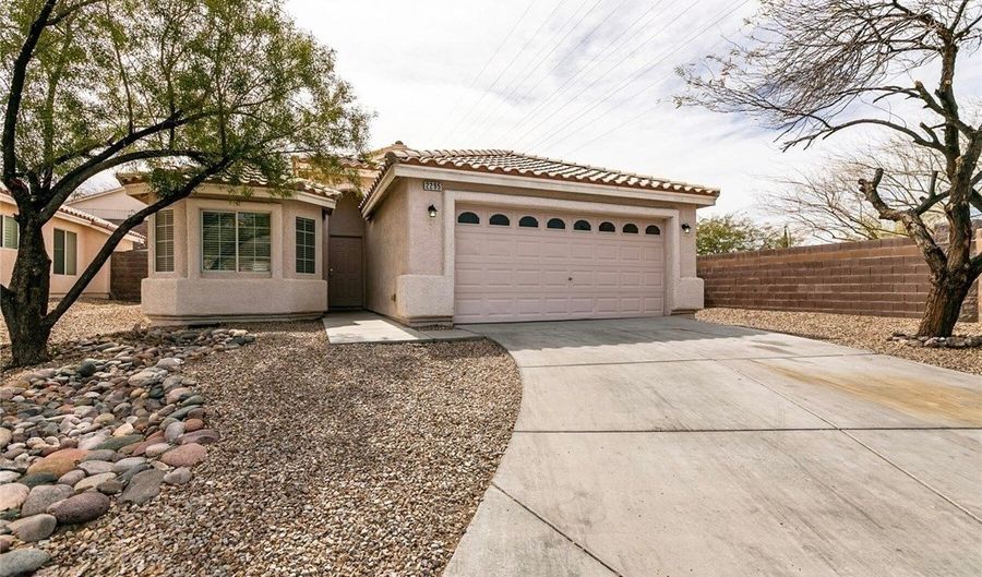 2295 Dakota Sky Ct, Henderson, NV 89052 - 4 Beds, 2 Bath