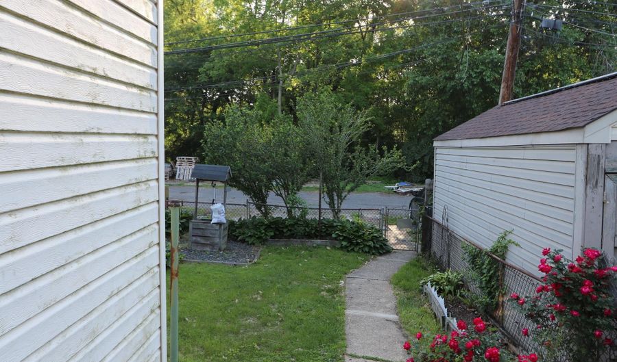 26 DENHAM Ave, Claymont, DE 19703 - 3 Beds, 1 Bath