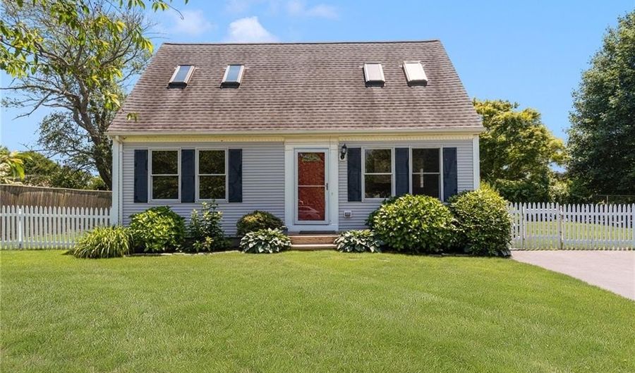 208 W View Rd, Middletown, RI 02842 - 4 Beds, 3 Bath