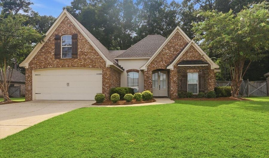 122 Belle Oak Dr, Brandon, MS 39042 - 3 Beds, 2 Bath