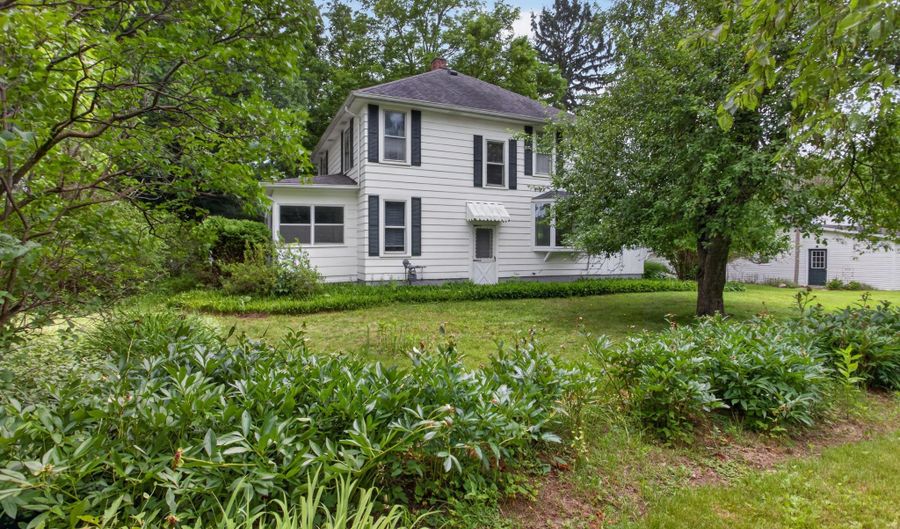 1123 N Clark St, Albion, MI 49224 - 4 Beds, 2 Bath