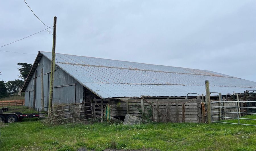 1127 Moxon Ln, Arcata, CA 95521 - 4 Beds, 1 Bath