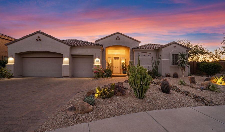 32308 N 58TH Pl, Cave Creek, AZ 85331 - 4 Beds, 3 Bath