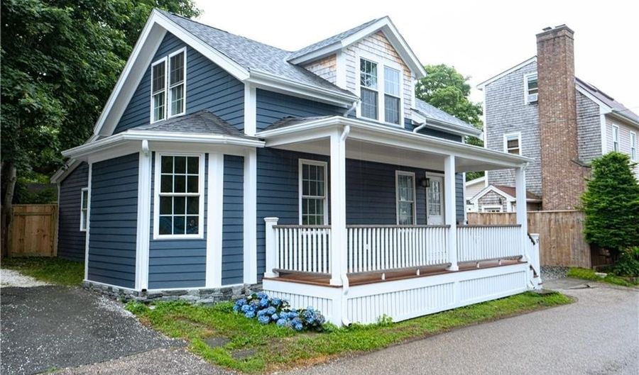 57 Callender Ave, Newport, RI 02840 - 4 Beds, 3 Bath