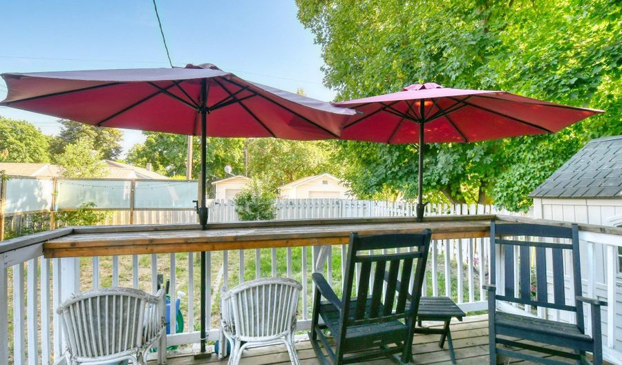 424 E DARWIN St, Athena, OR 97813 - 3 Beds, 2 Bath