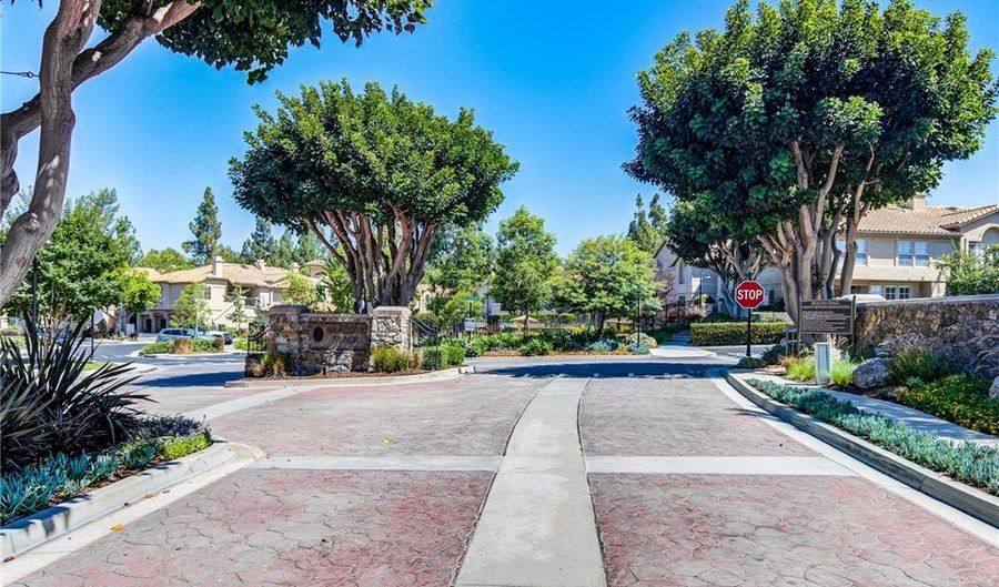 69 Waxwing, Aliso Viejo, CA 92656 - 3 Beds, 3 Bath