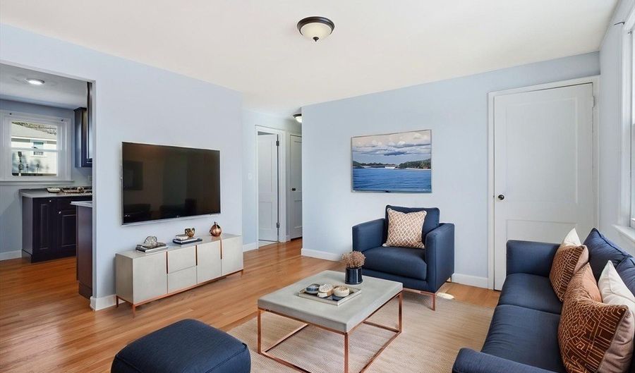 18-20 Genetti Cir, Bedford, MA 01730 - 5 Beds, 2 Bath
